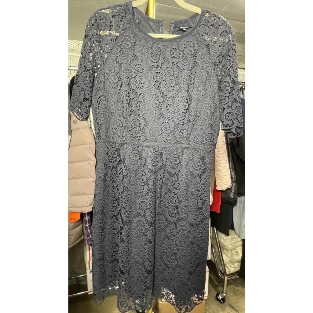 Madewell Dress Lace Overlay Size 10 Short Sleeve Navy Blue Magnolia Sheath